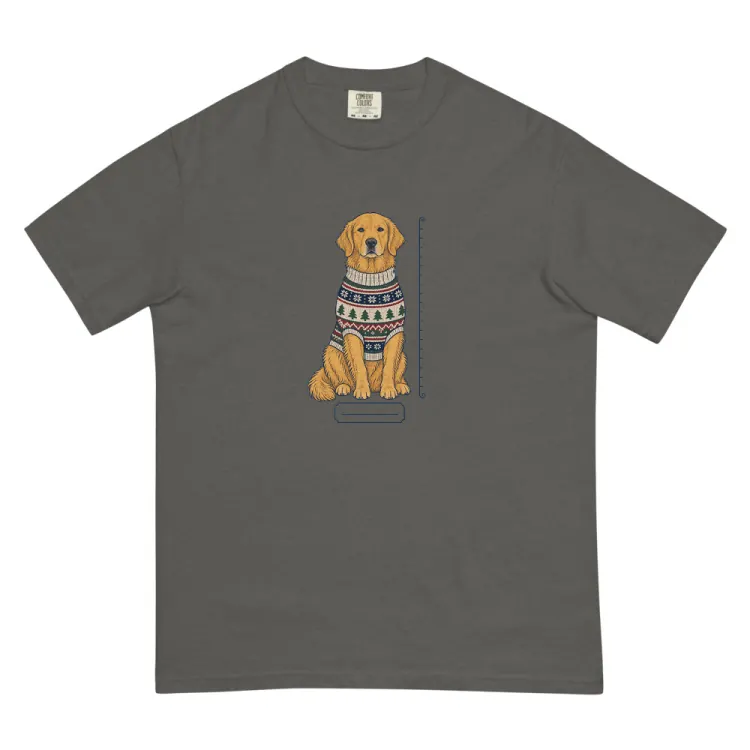 The Golden Retriever Christmas Sweater Tee in Pepper.