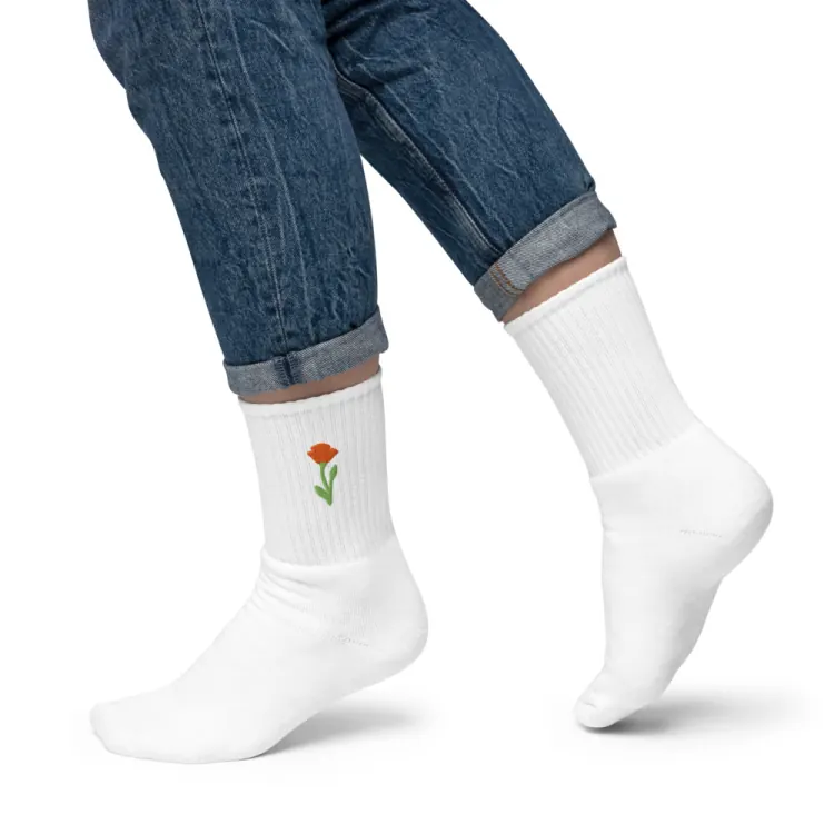 The August Poppy Birth Flower Socks in White.