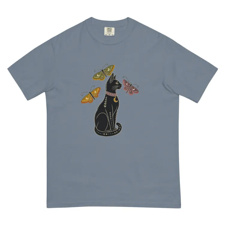 The The Familiar Tee in Blue Jean.