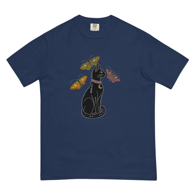 The The Familiar Tee in True Navy.
