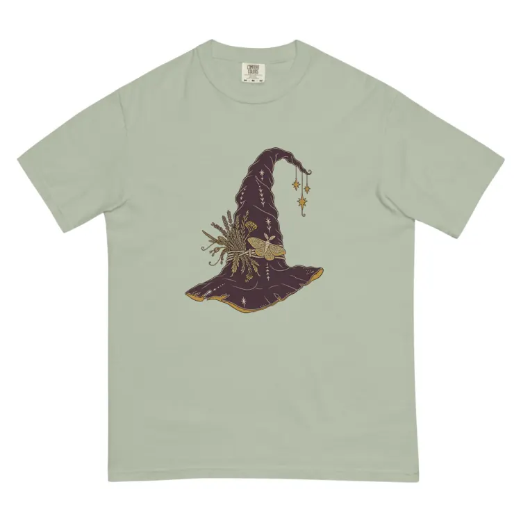 The Hat, Pointed, Witch's Tee in Bay.