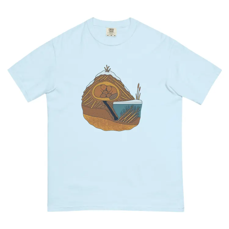 The Beaver in Winter Tee in Chambray.
