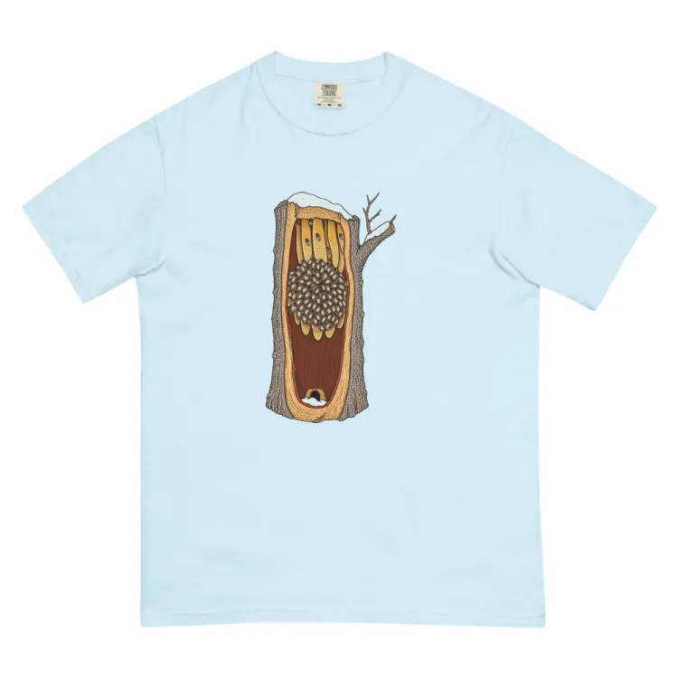 The Honeybees in Winter Tee in Chambray.